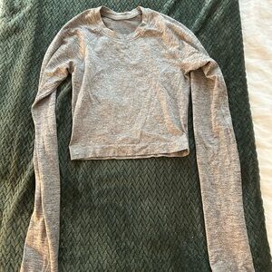 Lululemon Gray Long Sleeve Women's Top